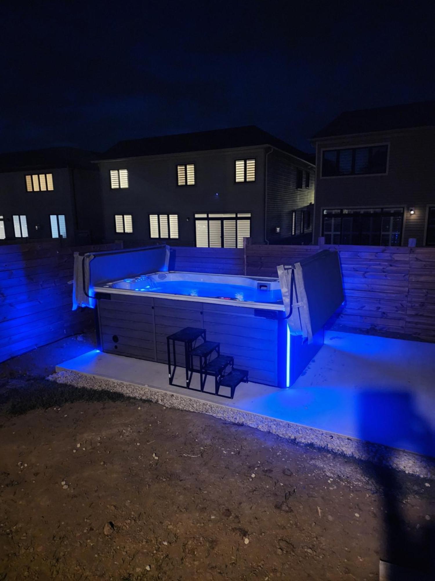Paradise Villa 6 Bowmanville Exterior photo
